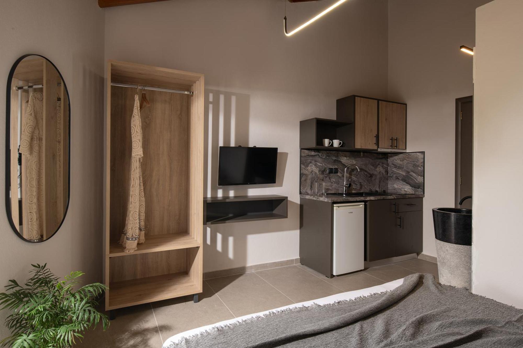 Erifili At Sarti Beach Apartments & Studios Exterior photo